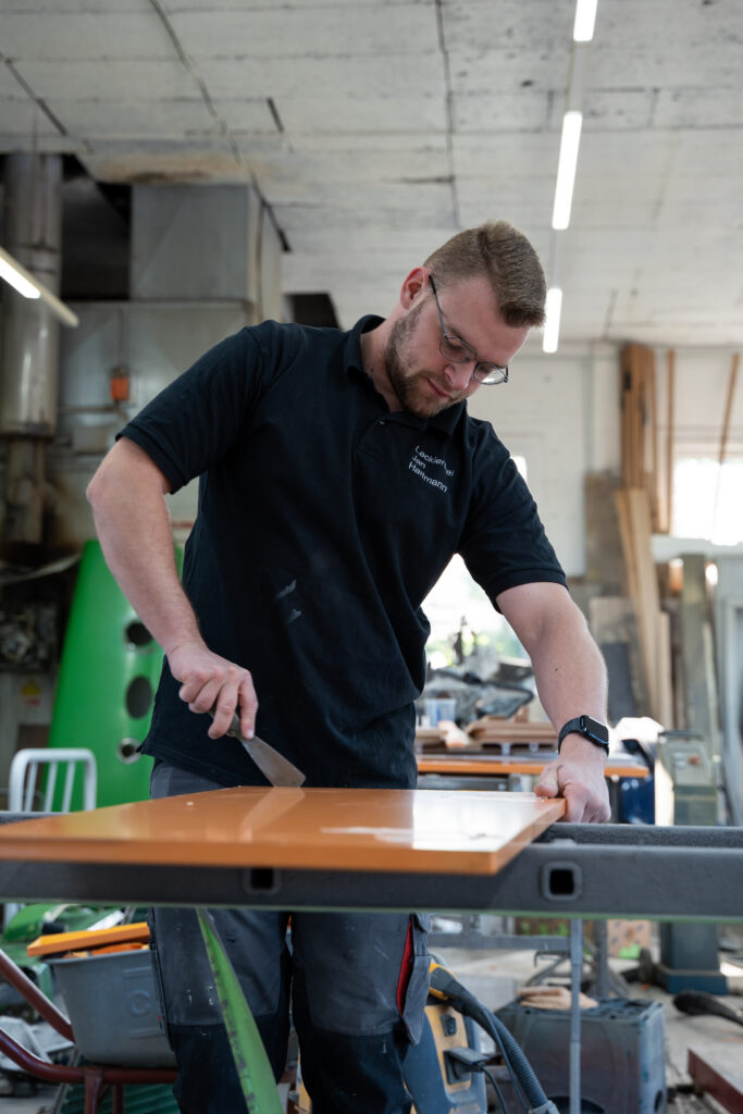 Sichtbarkeit für Handwerksbetriebe durch professionelle Medien | Münster | Lackiererei Jan Hartmann